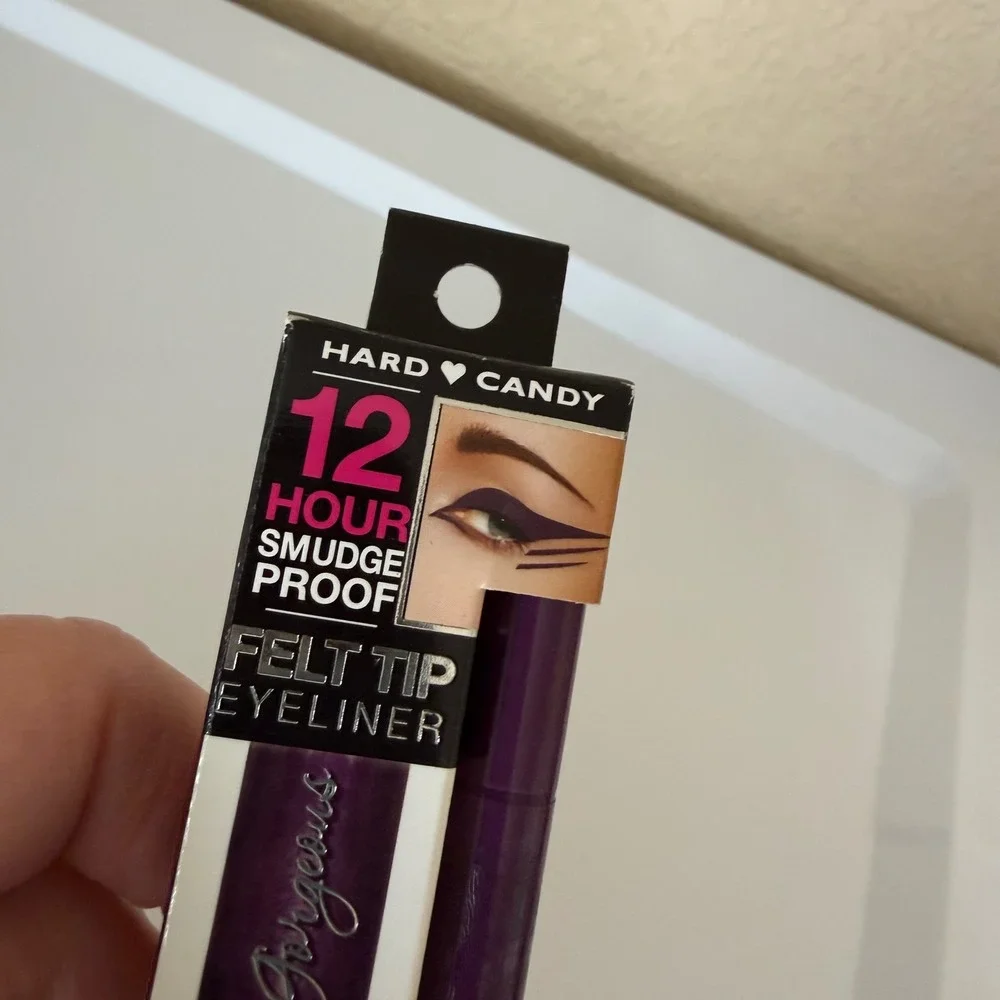 Hard Candy Stroke of Gorgeous Eyeliner Women 0.015oz 745 Storm NEW Purple‎ Felt